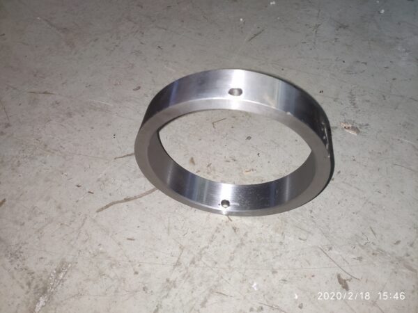 548А-1731054-10 Стакан подшипника