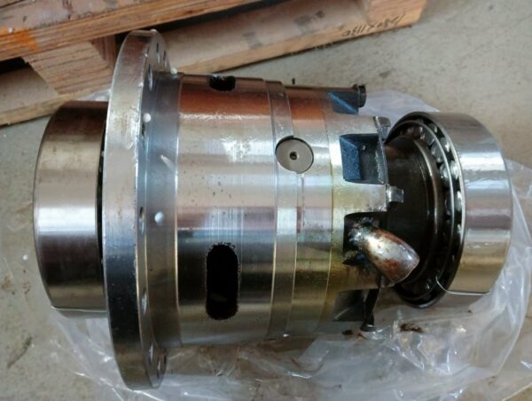 7540-2403010 Чашка дифференциала 30 тн в сборе с подшипниками